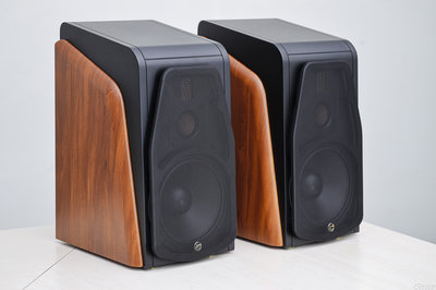 惠威M500有源HiFi音箱图赏 能听黑胶的音箱，声学与美学的双重奏